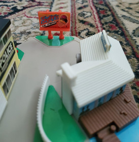 Vintage 1988 Galoob Micro Machines Super City Toolbox 99% Complete