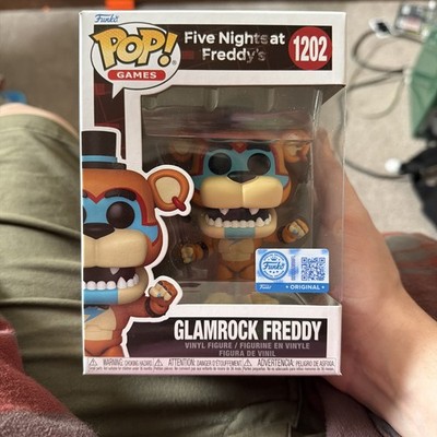 Funko Pop! Five Nights at Freddy's Glamrock Freddy Exclusive Figure #1202