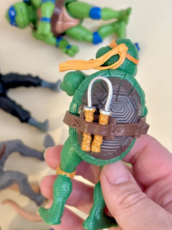 Juego de 6 figuras de acción Teenage Mutant Ninja Turtles 1999 TMNT como está bootleg Foto 2 de 4