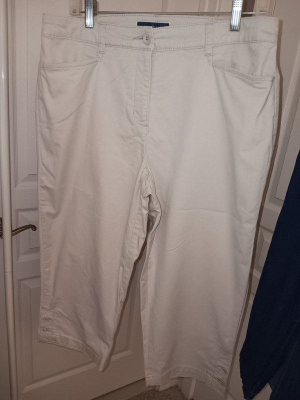 Pants, KAREN SCOTT, Women's Size 10, Beige Khaki, Cropped style