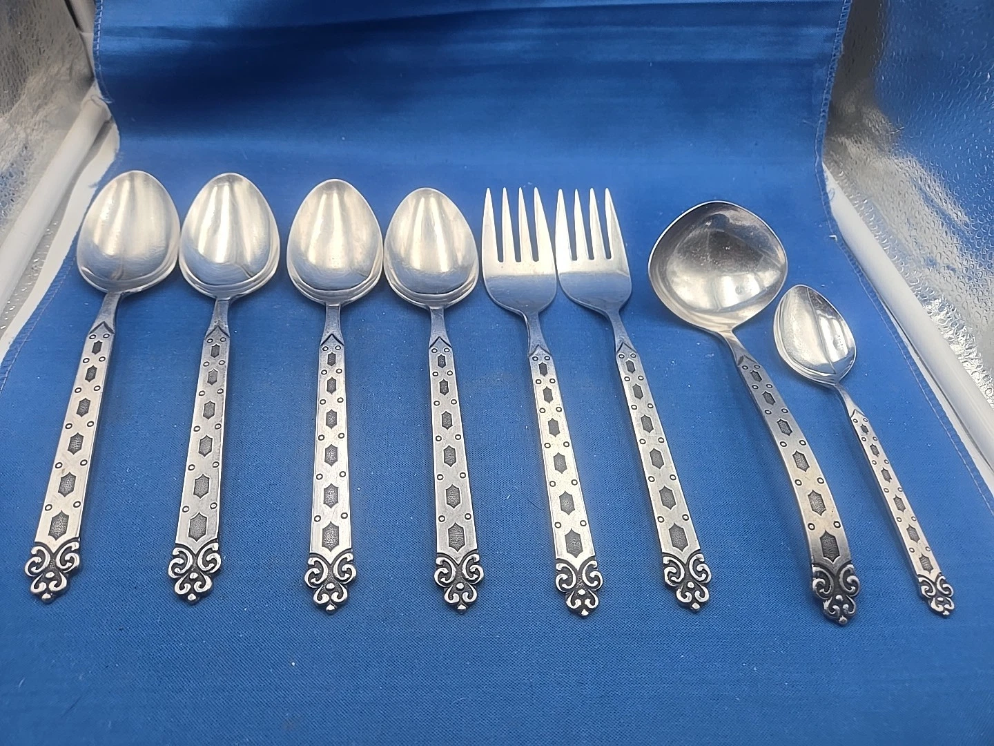 Lot of 8 Oneida SAN FRANSISCO Stainless Serving Pieces