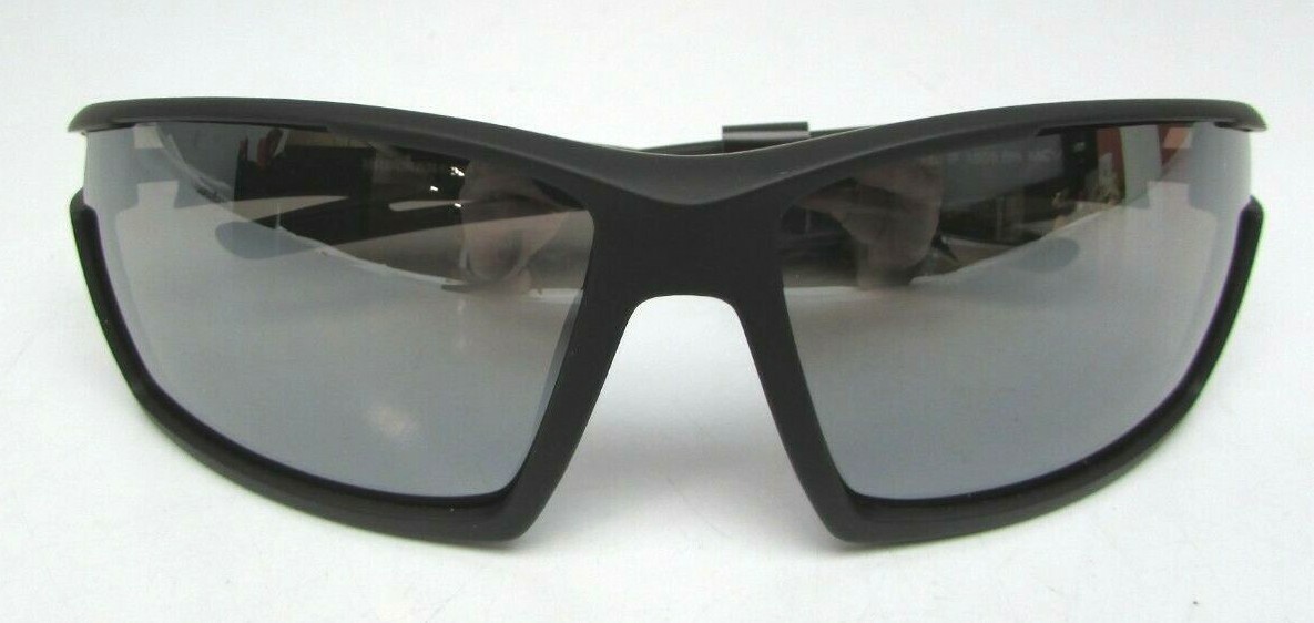Foster Grant IronMan IF 1805 BLK Black Sunglasses NEW See