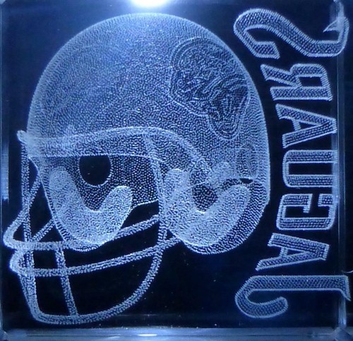 3D Laser Etch Crystal Jacksonville Jaguars Glass 2" Sq Football NFL Logo Box New - Picture 4 of 4