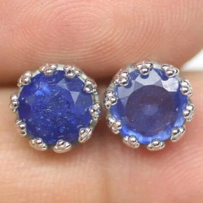 Edelstein 7 Mm. Blaue Saphir Ohrringe 925 Silber Weißgold Beschichtet - Bild 1 von 4