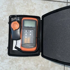 Dr.Meter LX1330B Digital Illuminance/Light Meter, 0 - 200,000 Lux Luxmeter