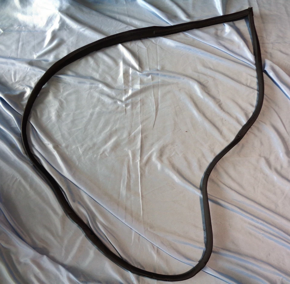 Новый из старых запасов новый подлинный GM 77-92 седан модели пассажирский RH передней двери погодная полоска уплотнение - Изображение 3 из 4