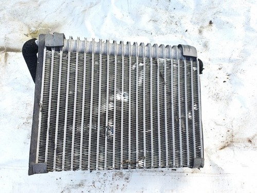 Volkswagen Golf 2001 Air Conditioning Condenser 1k0820679, f666902 #1431873-60