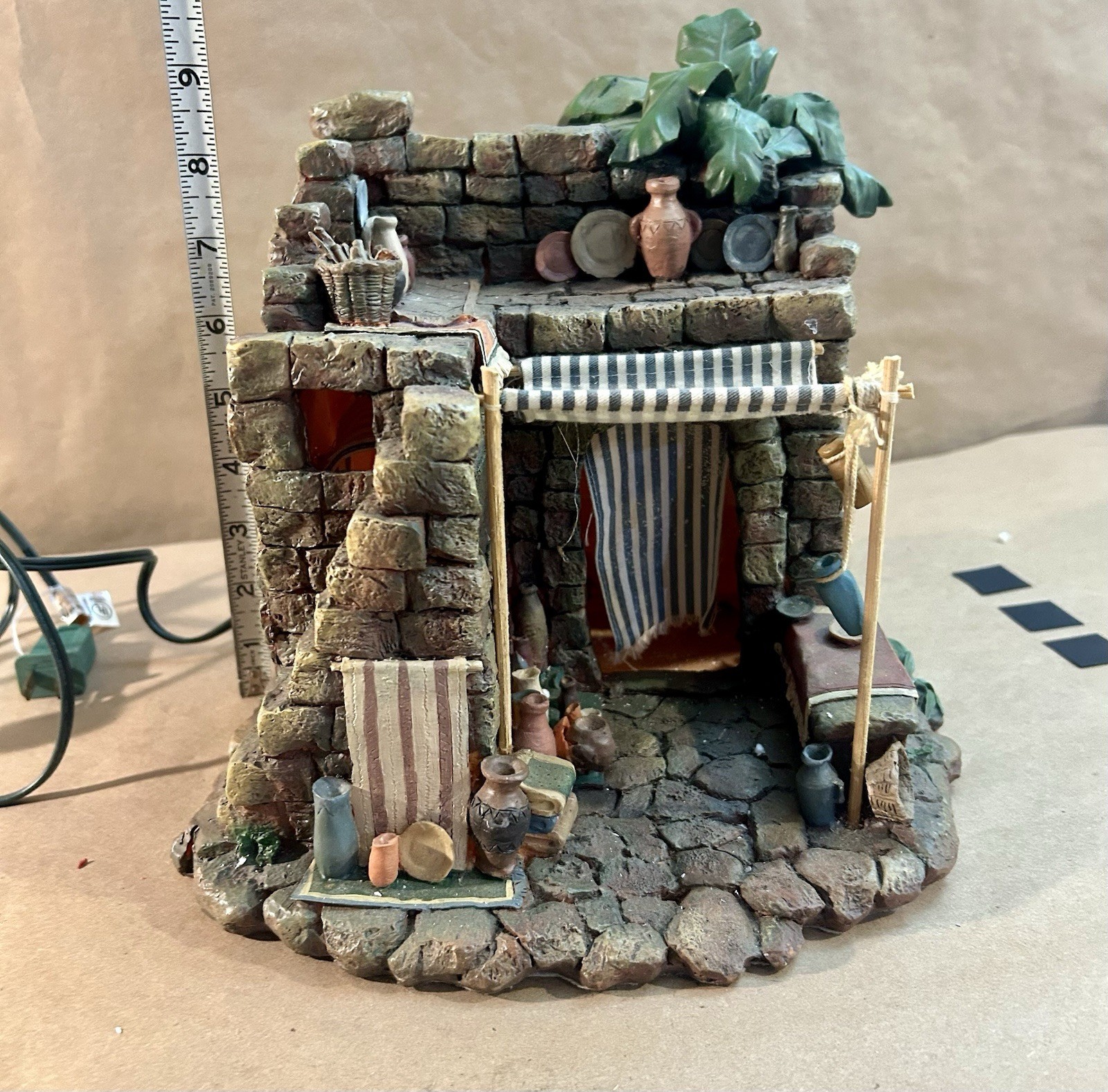 Vintage Fontanini Nativity Village Pottery Shop-Lighted- 5” Scale #50256-1997