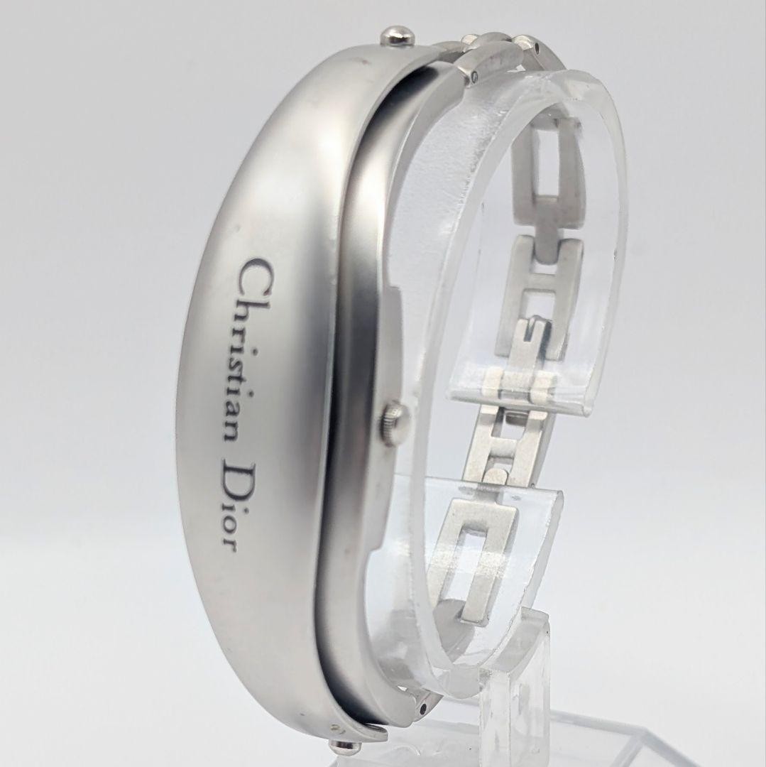 Christian Dior クリスチャンディオール 腕時計 WB8101 稼働 Christian Dior Wristwatch WB8101 Navy Dial Silver Band Quartz