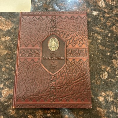 Simon Gratz High School Yearbook 1934. Philadelphia Pa  The Gratzonian ￼