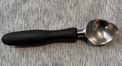 Cutco Ice Cream Scoop 1503  - Black Ergonomic Handle