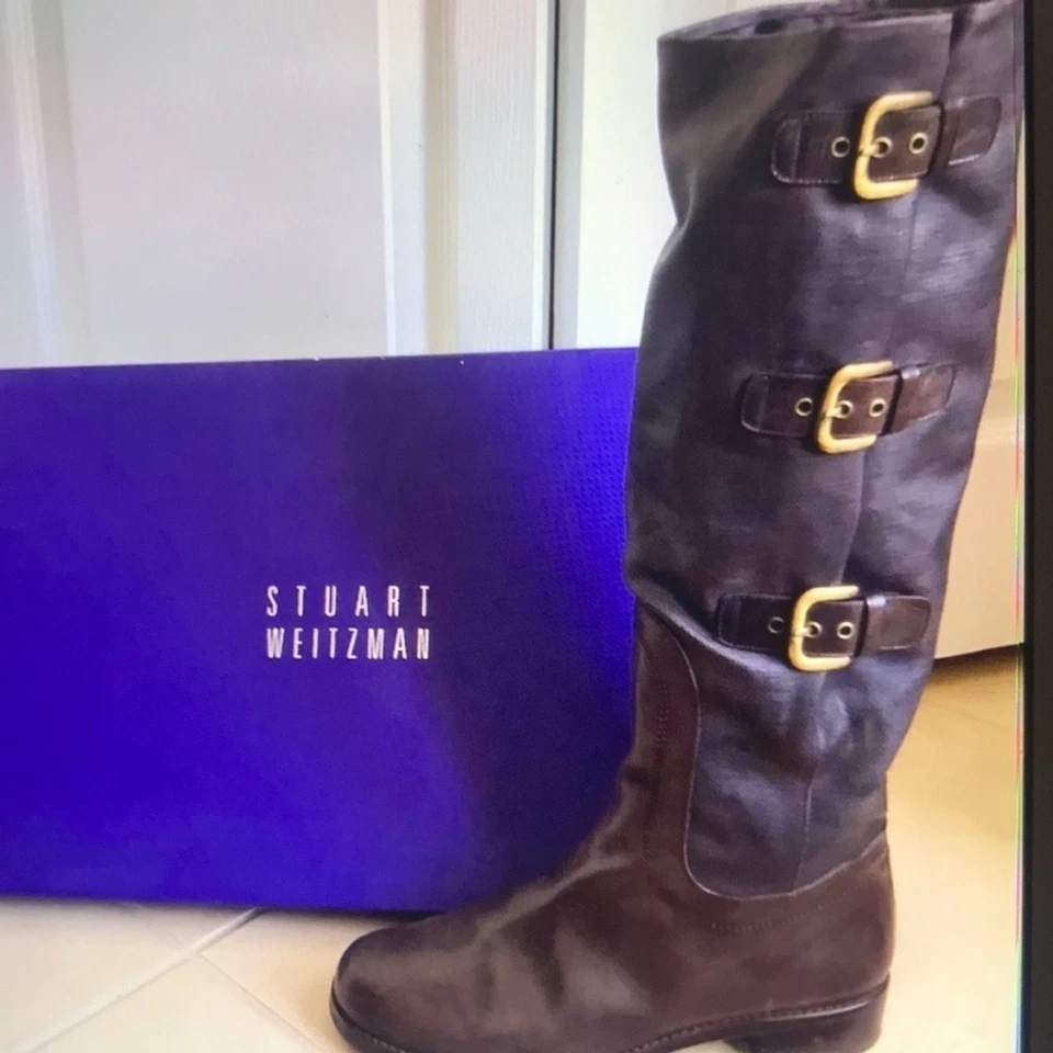 Botas de montar Stuart Weitzman Ludlow de cuero de lona cerosa hasta la rodilla talla 8 1/2 Foto 3 de 4