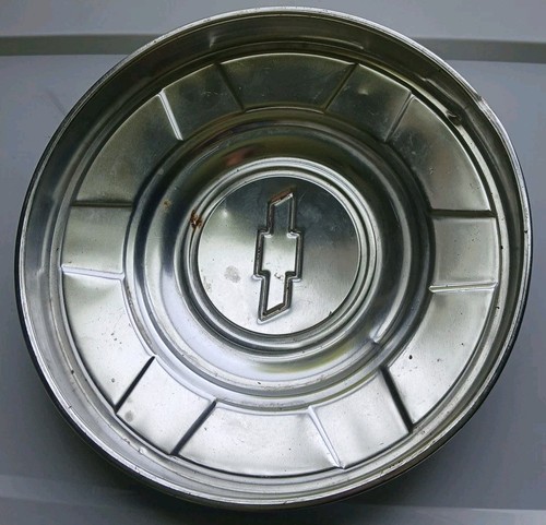 Squarebody GM 12 in Wheel Hub Cap 73-87 Oem Used - Picture 7 of 13