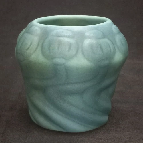 VAN BRIGGLE MING BLUE ART POTTERY POPPY SEED VASE # 21 CIRCA 1930'S