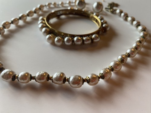 Miriam Haskell Set Necklace Earrings Rare Gilt Pearl Dangle Rhinestone Signed - Picture 4 of 4