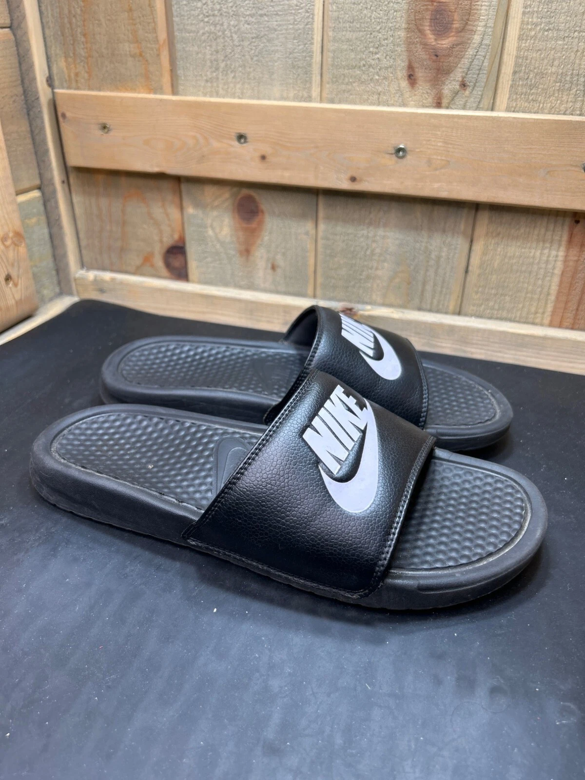 Sandali Nike neri slide US 9 EU 42 5 da uomo Benassi Just Do It Slide Sandali
