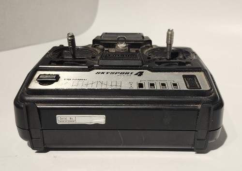 Futaba Skysport 4 T4VF Controller - Picture 9 of 11