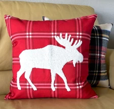 Rustic Festive Winter Red Plaid White Tufted Moose Holiday 18" Pillow Cover New