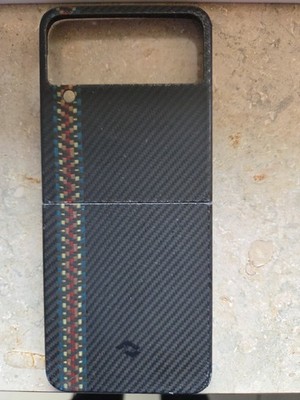 Samsung Flip 4 Pitaka Hülle mit MAGSAFE