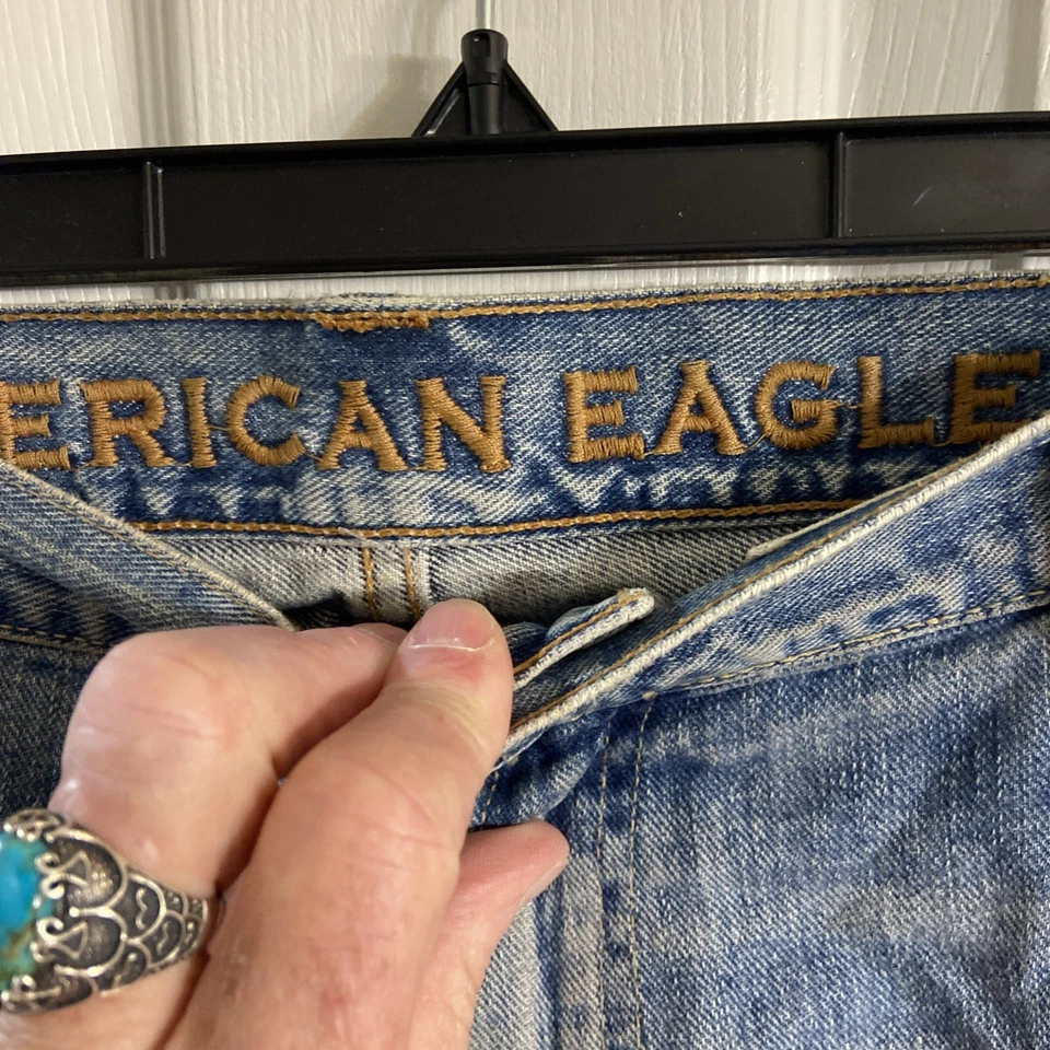 Pantalones de mezclilla American Eagle para hombre 42x30 azul lavado claro algodón calce holgado Foto 3 de 4