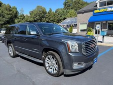 2019 GMC Yukon SLT 4WD one owner clean carfax