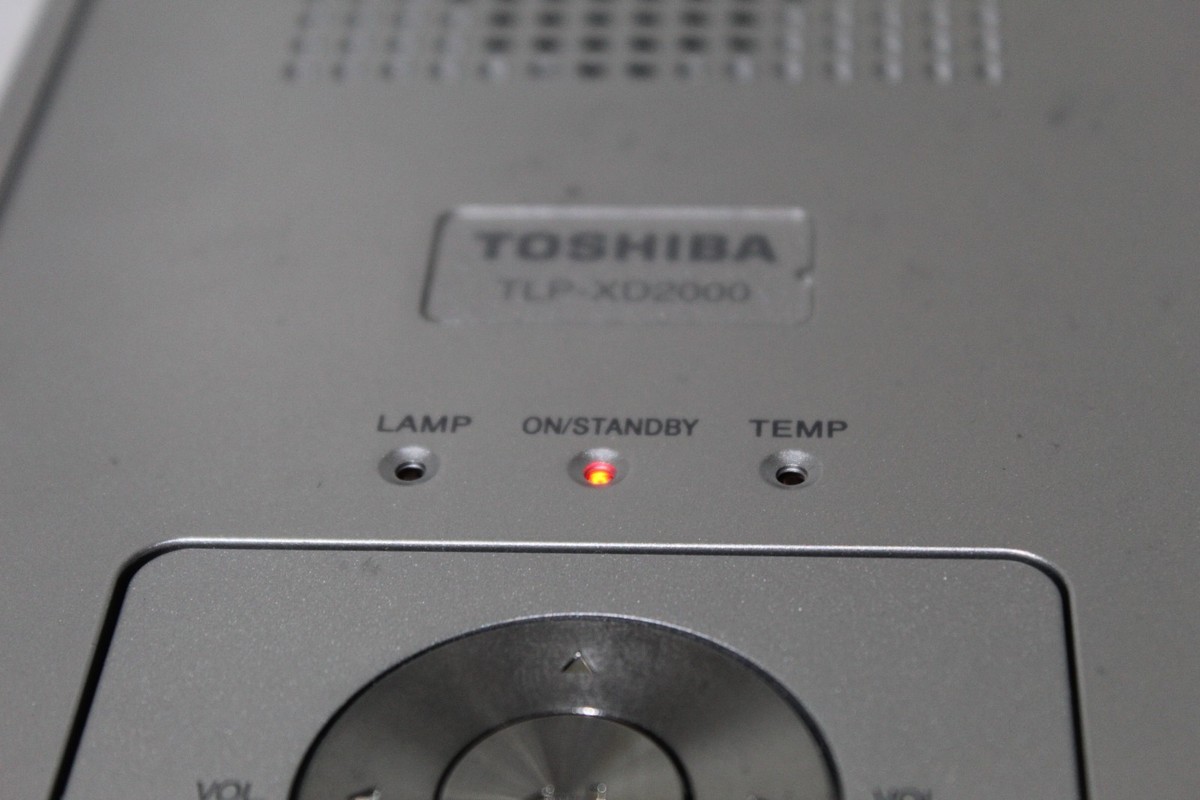 Toshiba Model TLP-XD2000 XGA Conference Room Projector | eBay