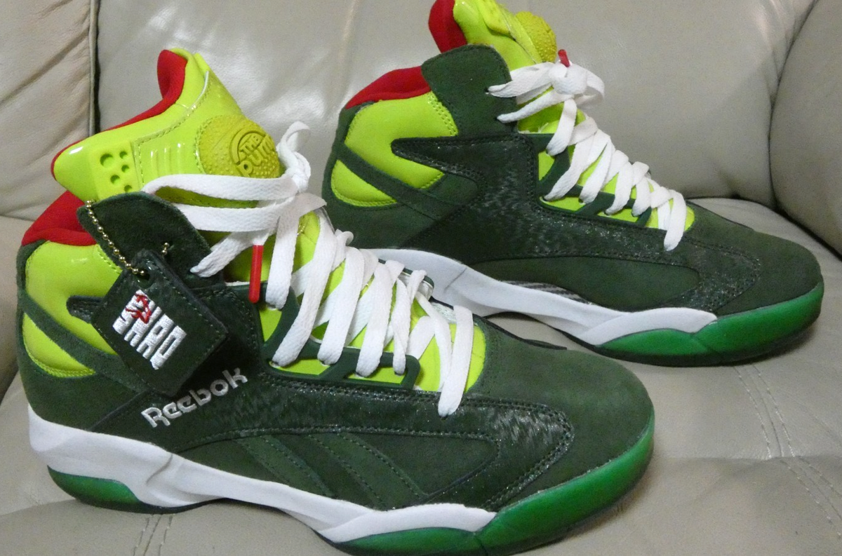 シャックシリーズ　クリスマス Size 8 - Reebok Shaq Attaq Ghost Of Christmas Present for sale