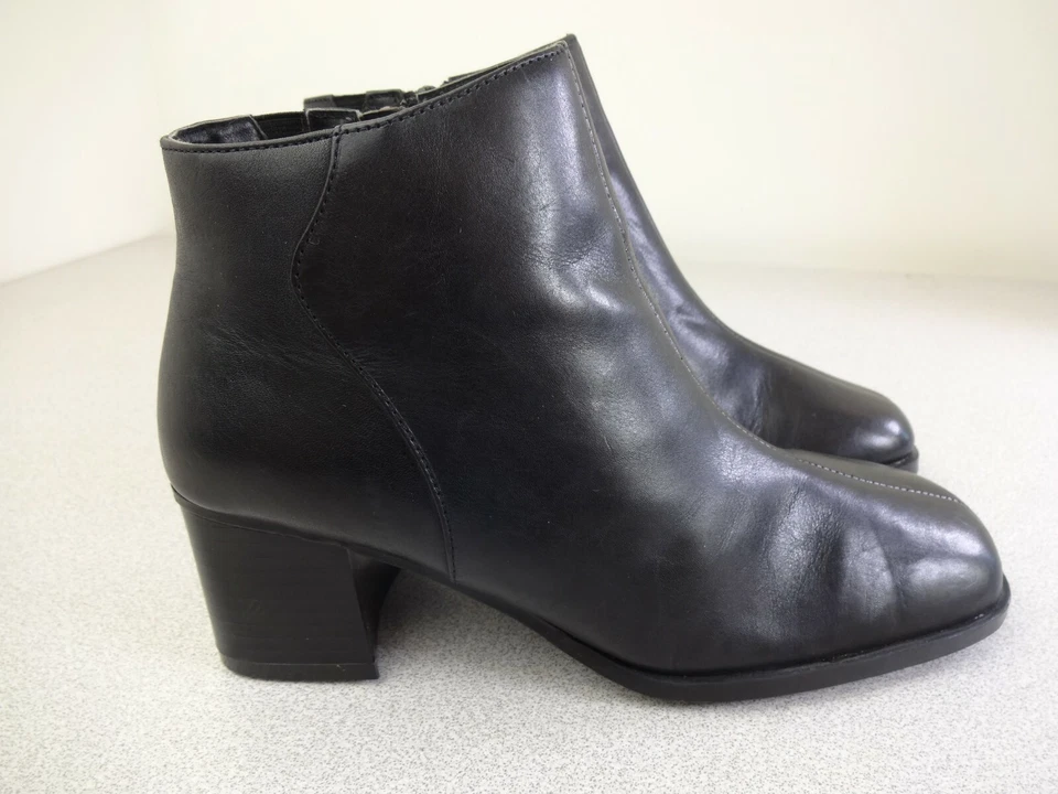 Botines Chelsea de cuero negro Thom McAn talla 6 W estilo "penny" Foto 3 de 4