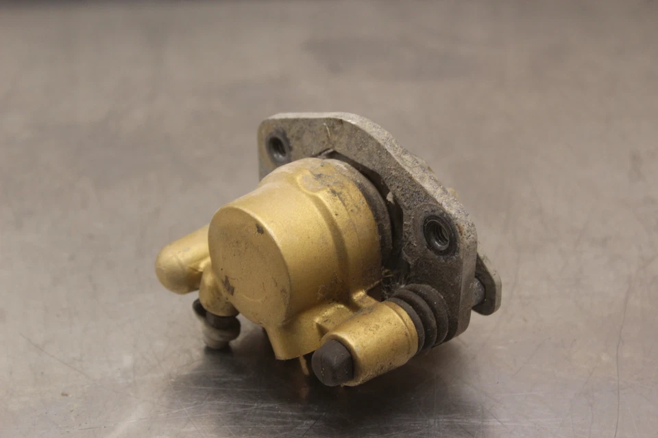 Pinza de freno delantera derecha Polaris Sawtooth 200 2006 T717 Foto 2 de 4