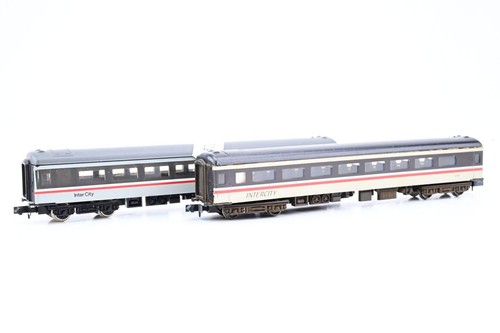 Rastrillo Graham Farish calibre N de 2 entrenadores interurbanos Mk2 No.5756, 5628 - sin caja | Condition: Used