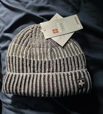 Swiss Tech Peak Technology 3M Thinsulate Hat