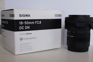 Sigma 18-50mm F/2.8 DC DN Contemporary Fujifilm X mount