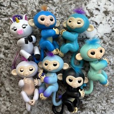 WowWee Interactive Fingerlings Monkeys  Unicorn Total Lot Of 7
