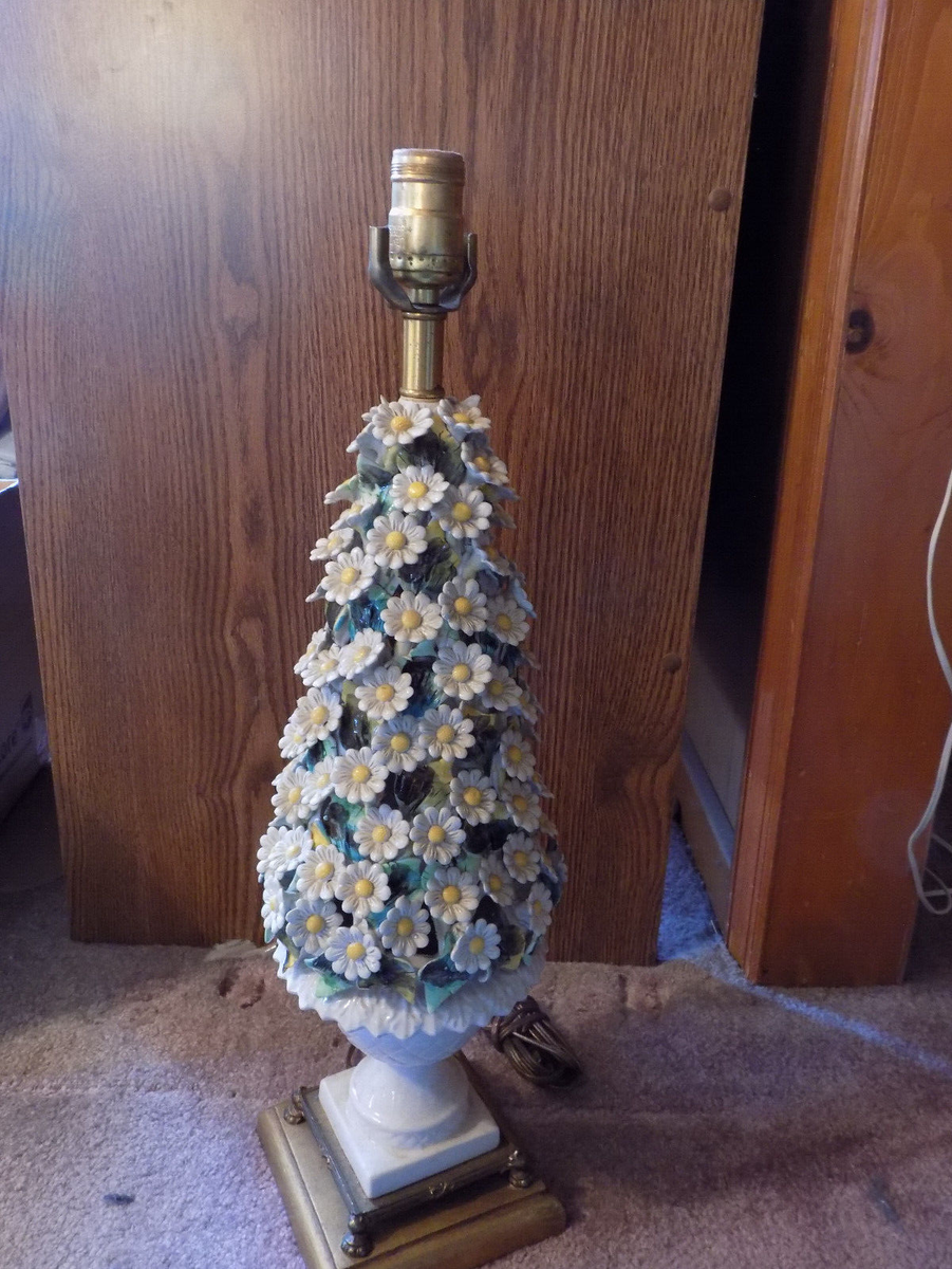 RARE Vtg Mid Century Italian Floral Topiary Capodimonte Porcelain