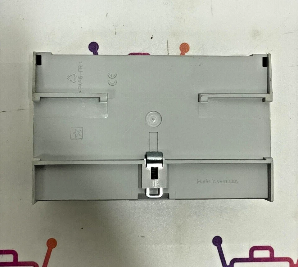 ABB SA/S8.10.1 2CDG110041R0011 Switch Actuator 110-230VAC 10A, 8-Fold 10 AX MDRC - Image 3 of 4