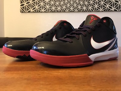 kobe 4 bred