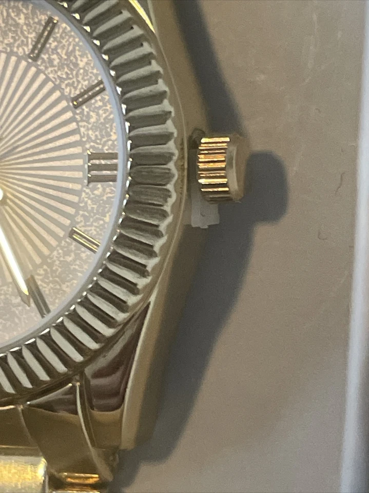 Reloj pulsera mujer A New Day imitación oro Foto 4 de 4