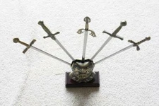 S4812 MINIATURE SPANISH LETTER OPENER MARTO TOLEDO MEDIEVAL KNIFE SWORD LOT 5