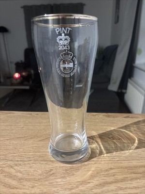 Rand WACFTEINER Premium Virum geriffeltes Bier Pint Glas