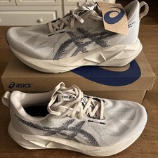 ASICS Novablast 5 Men's Running Oatmeal/Black 9.5 Mens