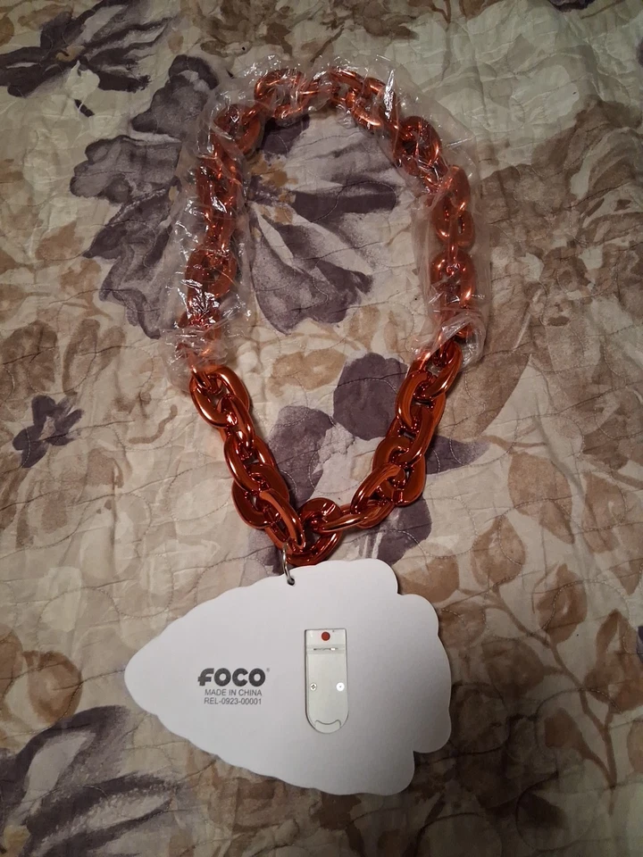 Cadena con logotipo grande iluminada de neón Kansas City Chiefs nueva Foto 4 de 4