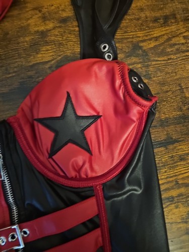 Dolls Kill Harlekin Jumpsuit, rot/schwarz, Größe XXL - Bild 8 von 10