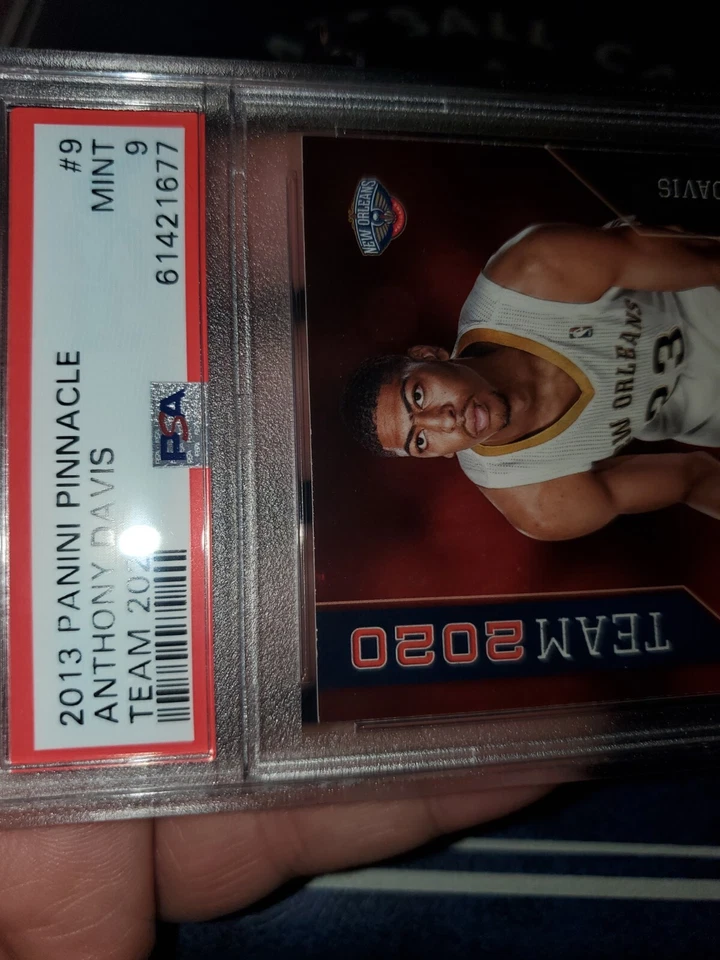 ANTHONY DAVIS 2013-14 Panini Pinnacle Team 2020 ¡INSERTO! PSA COMO NUEVO 9! LAKER!🔥⏫️🏀 Foto 3 de 4