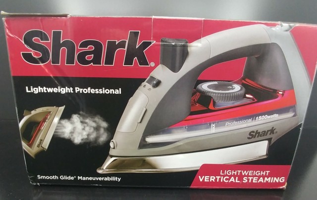 shark lightweight professional steam iron gi305