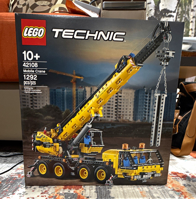 Brand New Sealed LEGO Technic 42108 Mobile Crane Construction Set