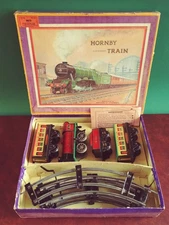 1950's Hornby Tin Wind-up Passenger Train Railway Track w/ Or. Box
