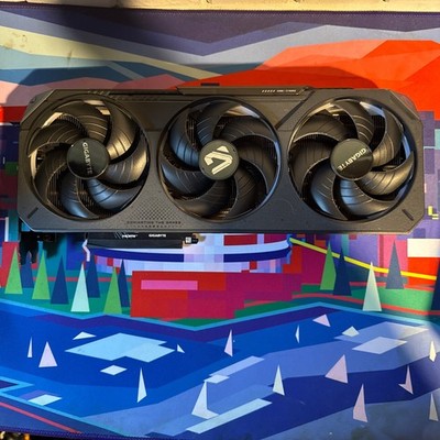 GIGABYTE Gaming OC GeForce RTX 5070 12GB - Graphics Card - Excellent Condition