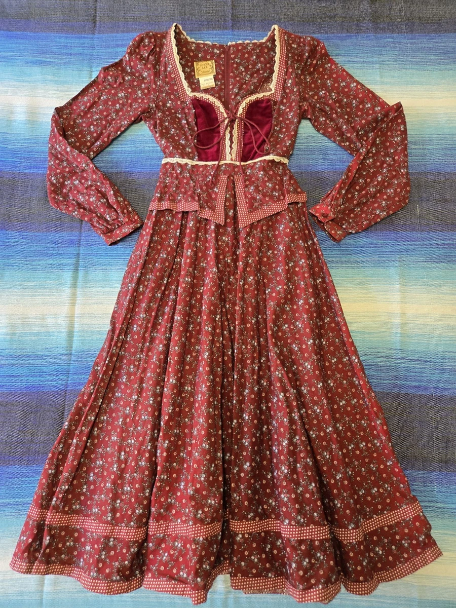 1970 maxi dress Vintage 70s The Wild Rose Vintage Smocked bodice Vintage 1970s Gunne Style Floral