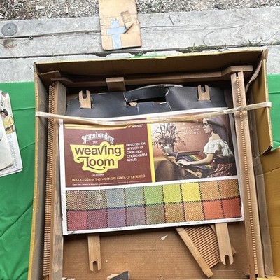 Yarnbenders 20'' Weaving Loom for Fabric, Rug & Tapestry Weaving