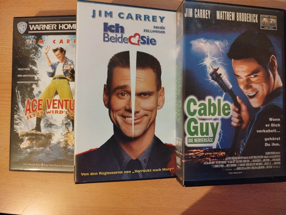 3 VHS Filme mit Jim Carrey - Ace Ventura, Ich Beide lieben Sie, Cable Guy